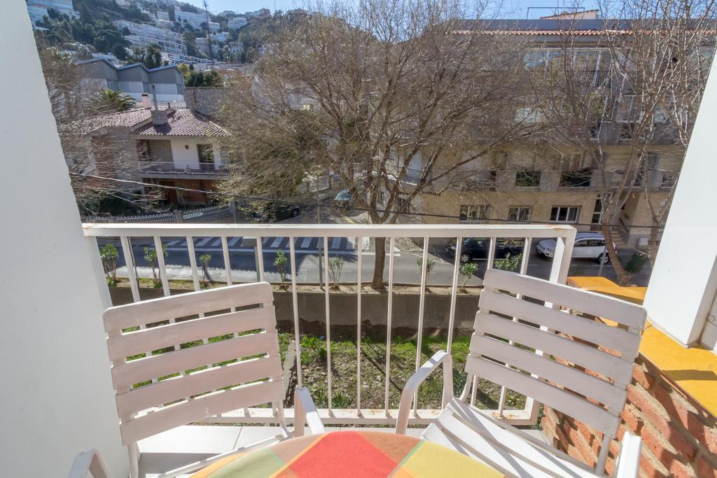 Agi Riera La Cuana Apartman Roses Szoba fotó